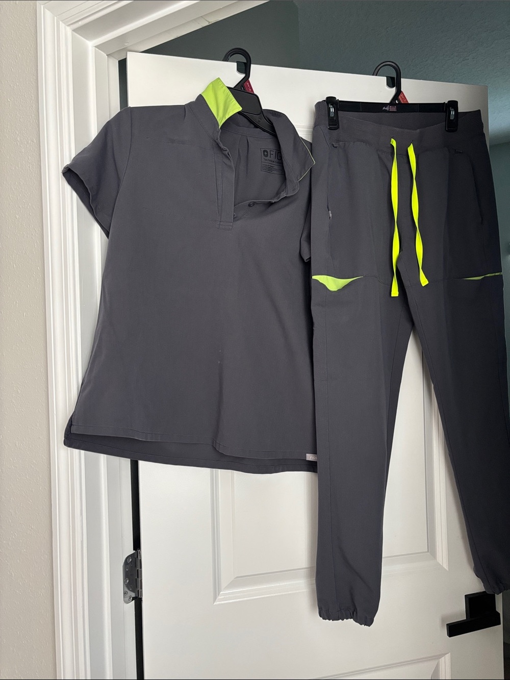 Figs Gray Women’s Scrub Set with Neon Lime Accents